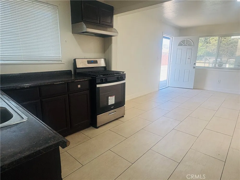 296 Allen #2 San Bernardino, CA 92408