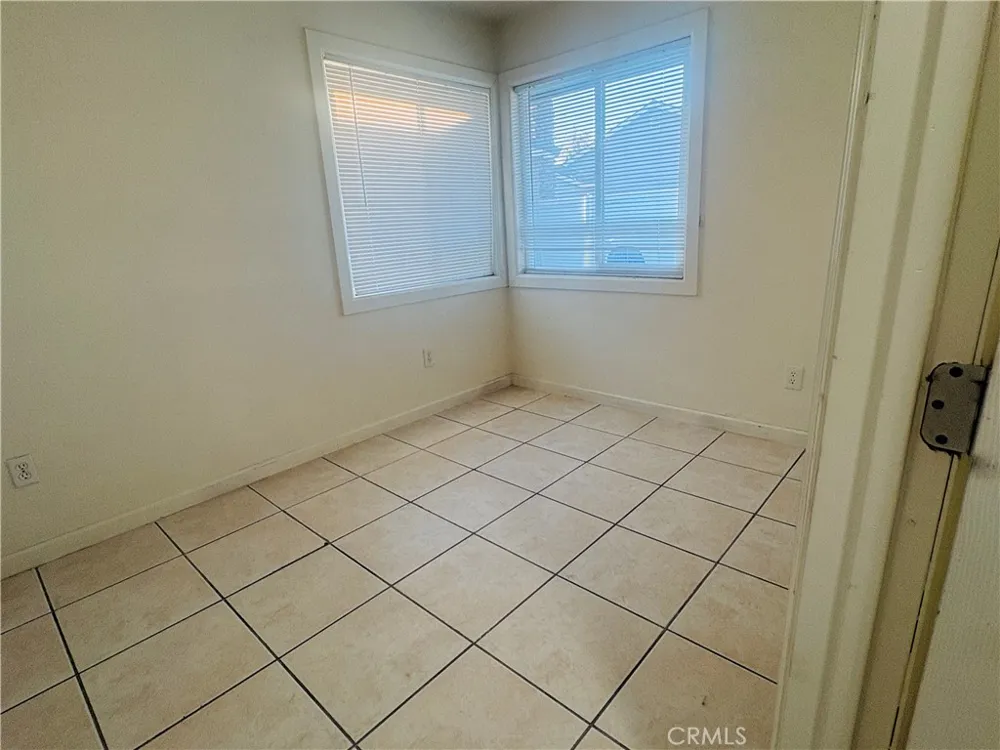 296 Allen #2 San Bernardino, CA 92408