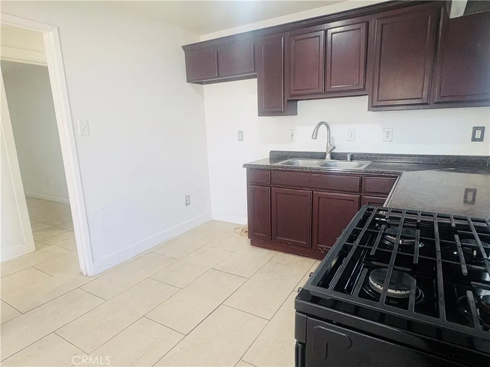 296 Allen #2 San Bernardino, CA 92408