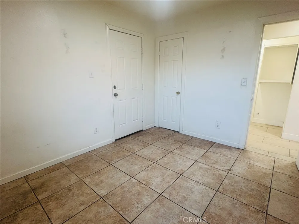 296 Allen #2 San Bernardino, CA 92408