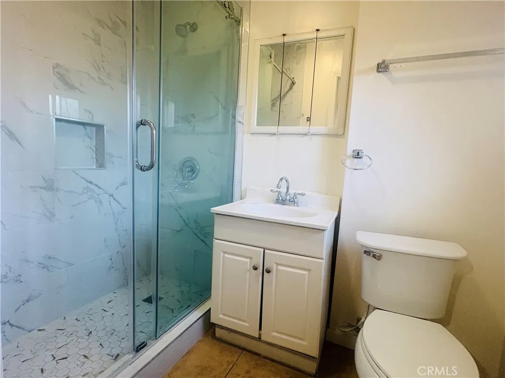 296 Allen #2 San Bernardino, CA 92408