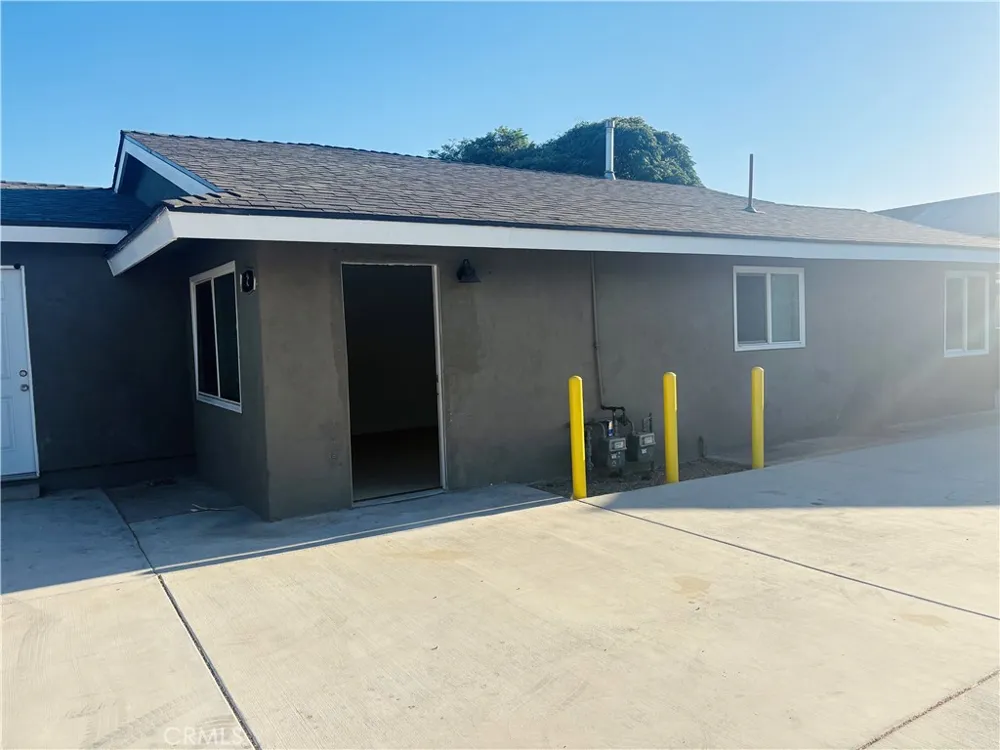 296 Allen #2 San Bernardino, CA 92408