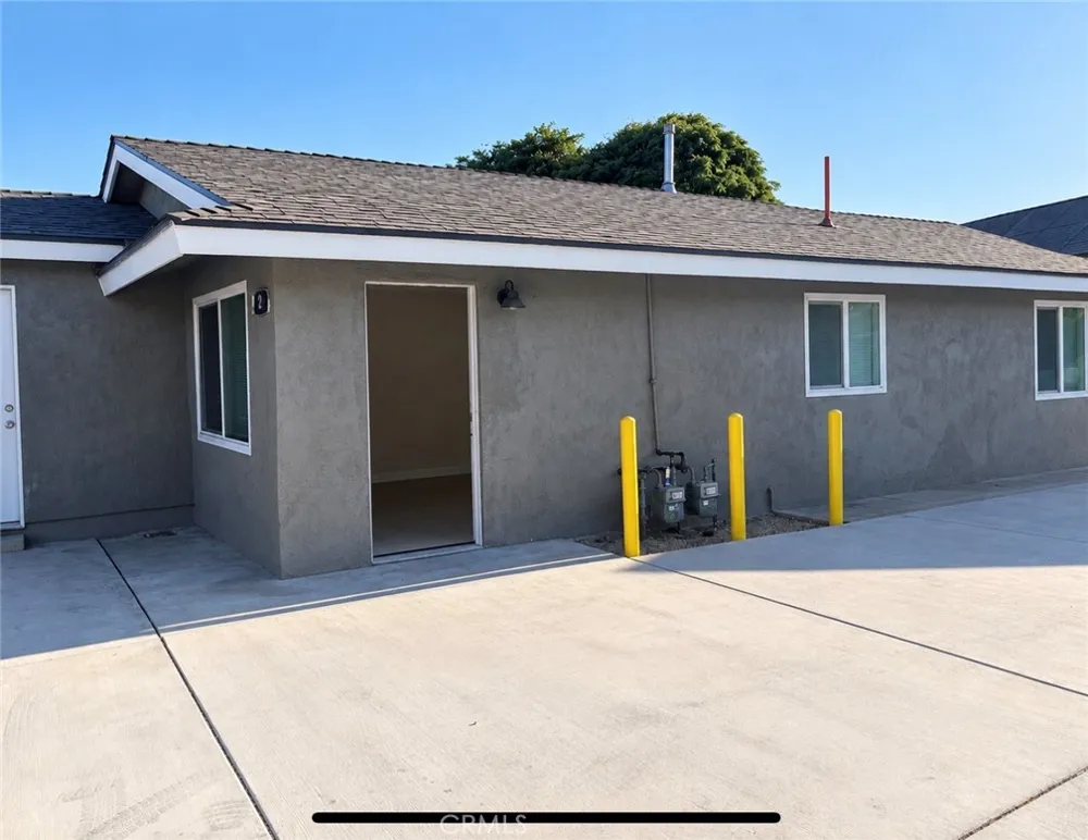 296 Allen #2 San Bernardino, CA 92408