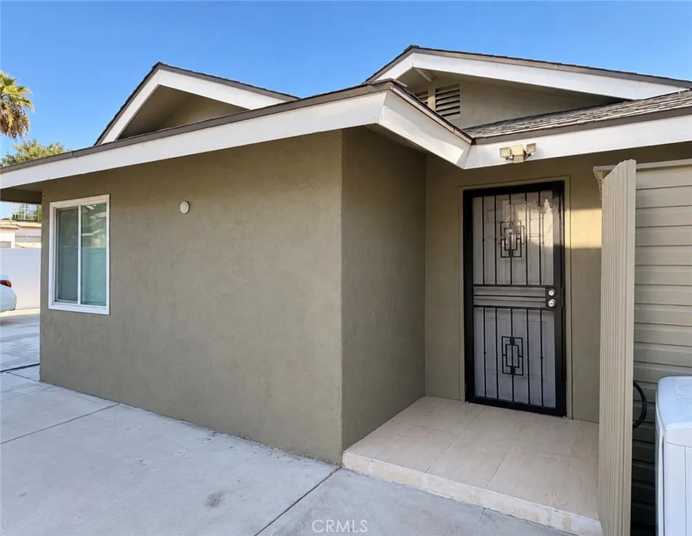 296 Allen #2 San Bernardino, CA 92408