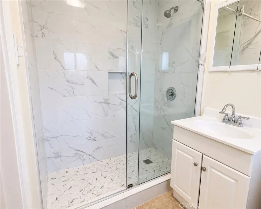 296 Allen #2 San Bernardino, CA 92408