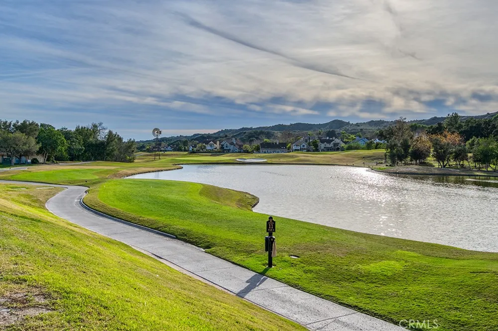 30 Eisenhower Lane Lane Coto de Caza, CA 92679