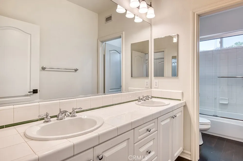 30 Eisenhower Lane Lane Coto de Caza, CA 92679
