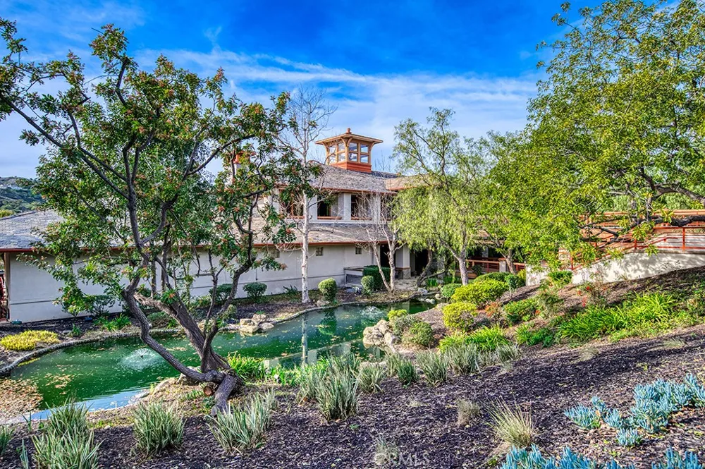 30 Eisenhower Lane Lane Coto de Caza, CA 92679