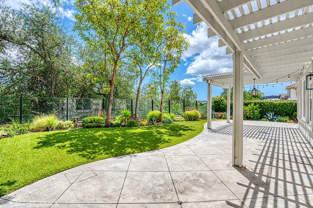 30 Eisenhower Lane Lane Coto de Caza, CA 92679