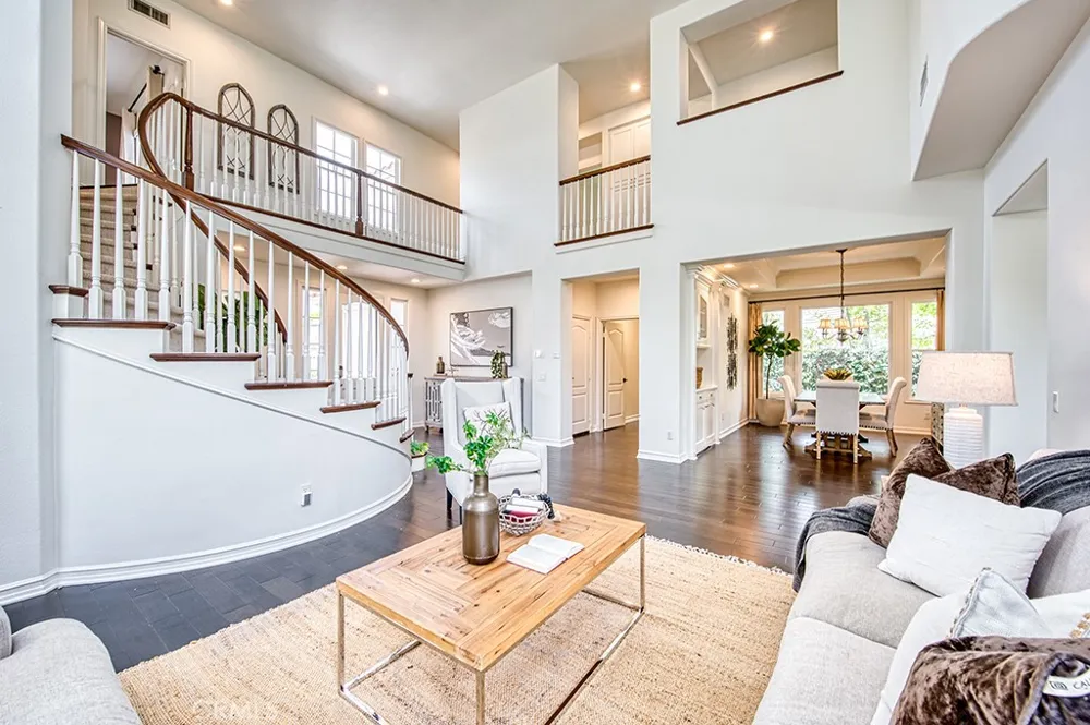 30 Eisenhower Lane Lane Coto de Caza, CA 92679