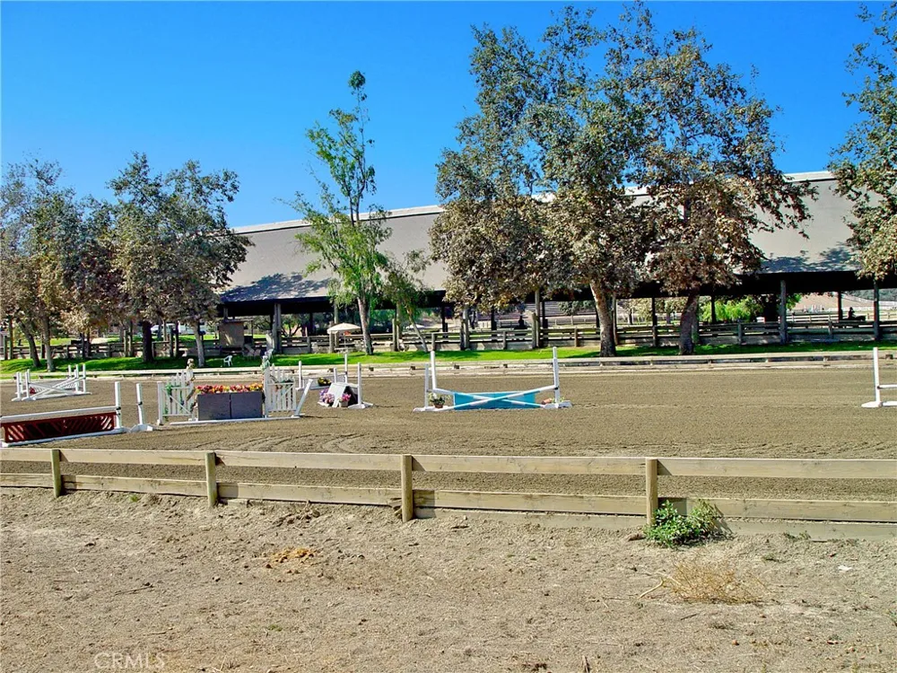 30 Eisenhower Lane Lane Coto de Caza, CA 92679