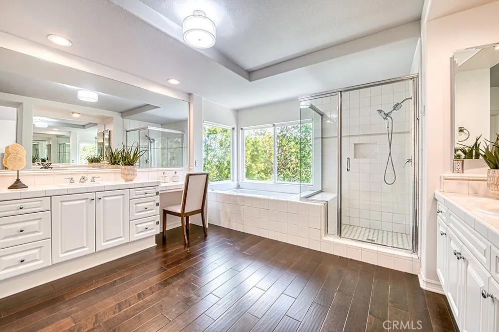 30 Eisenhower Lane Lane Coto de Caza, CA 92679