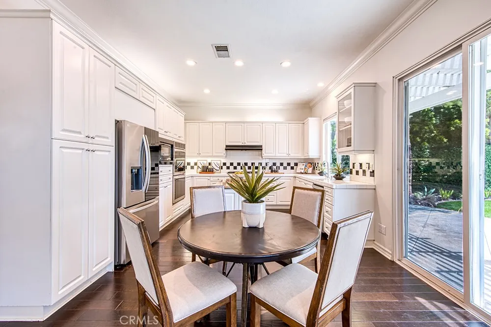 30 Eisenhower Lane Lane Coto de Caza, CA 92679