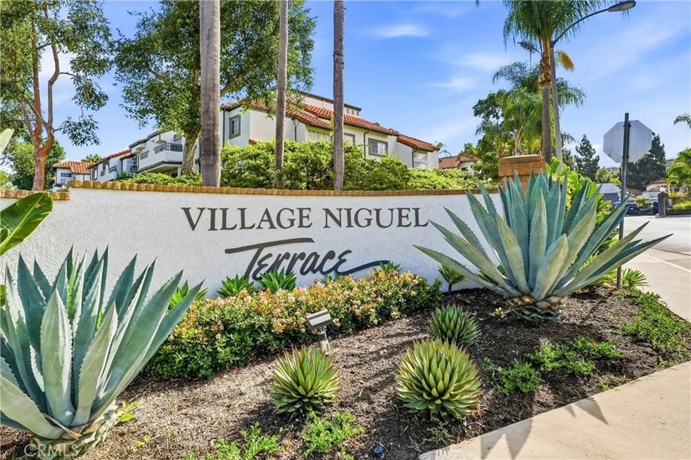 24486 Howes Laguna Niguel, CA 92677