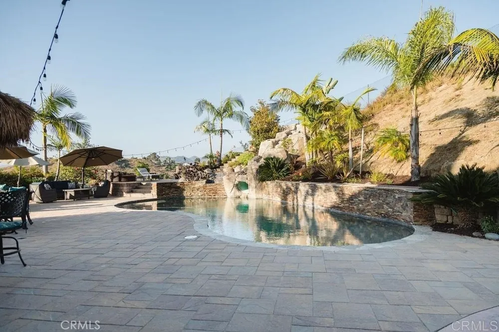 9124 Shadow Hill Santee, CA 92071