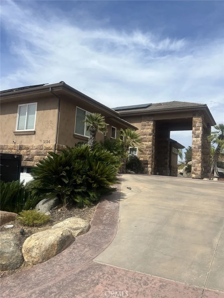 9124 Shadow Hill Santee, CA 92071