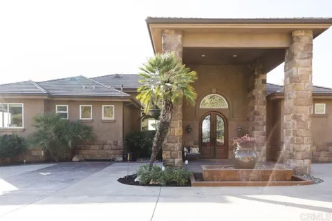 9124 Shadow Hill