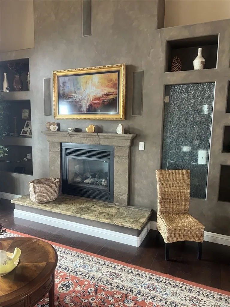 9124 Shadow Hill Santee, CA 92071