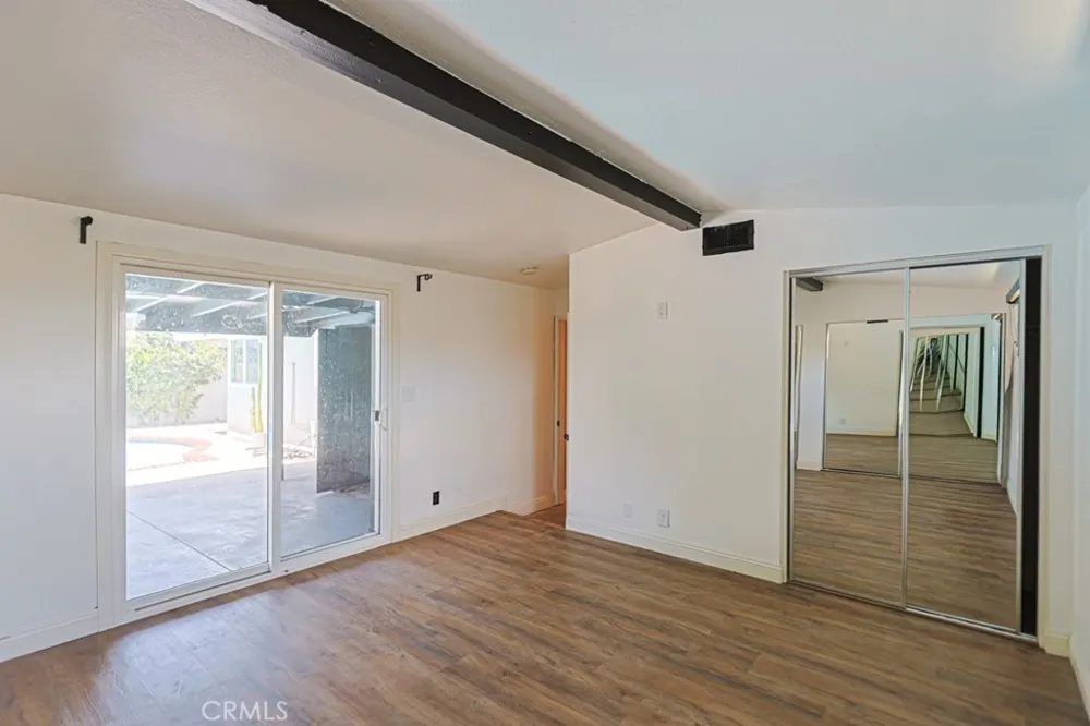 9102 Healey Garden Grove, CA 92841