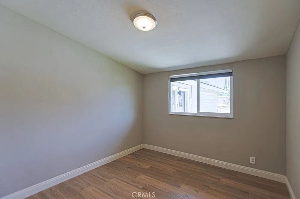 9102 Healey Garden Grove, CA 92841