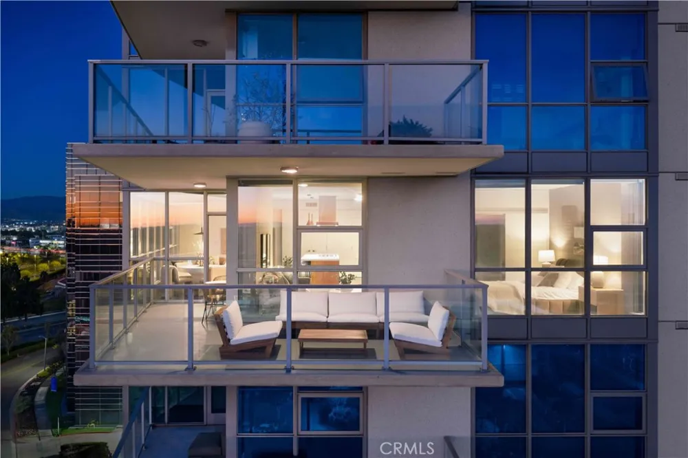 9 MacArthur Place #908 Santa Ana, CA 92707