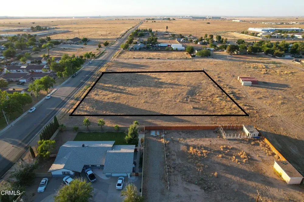 25 25 Vac/ 25th Ste/ Vic Ave Q4 Palmdale, CA 93550