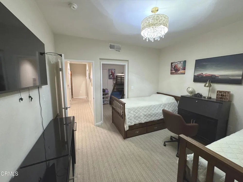 250 1st Street #510 Burbank, CA 91502