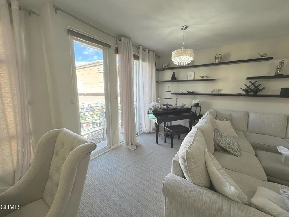 250 1st Street #510 Burbank, CA 91502