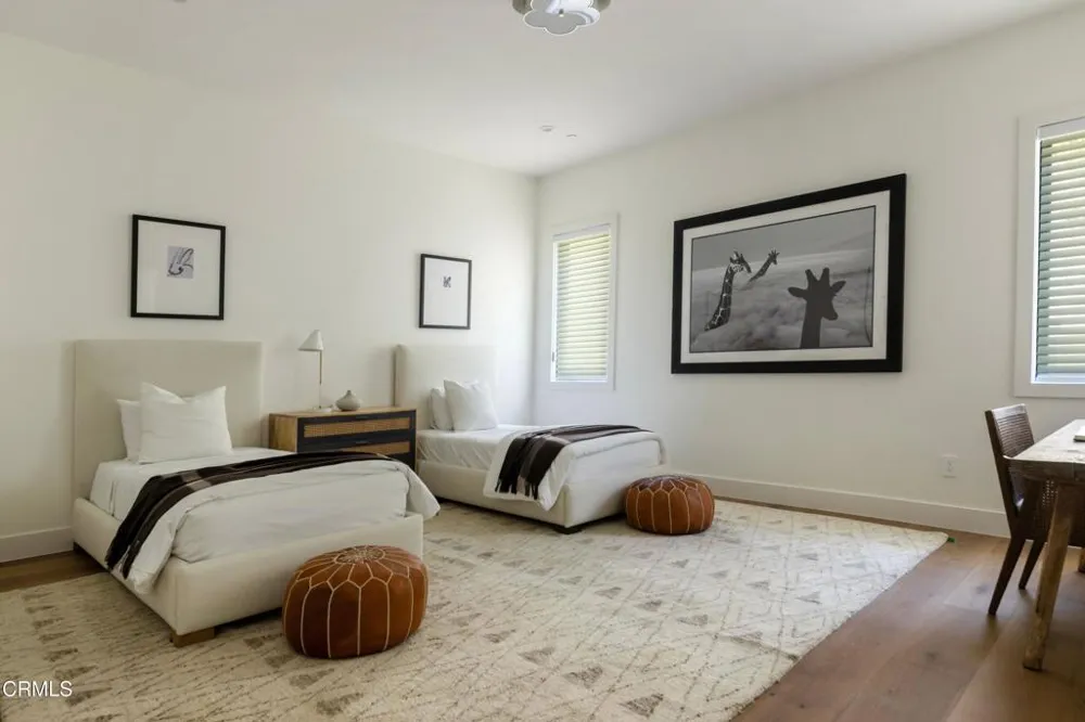 2210 Kinneloa Canyon Road Pasadena, CA 91107