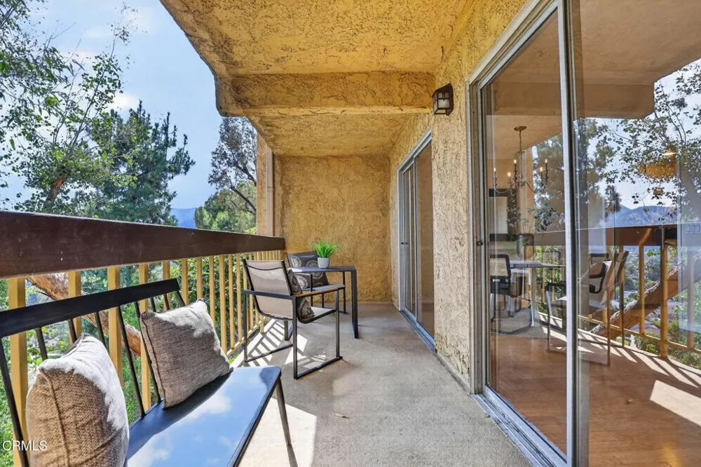 3481 Stancrest Drive #126 Glendale, CA 91208