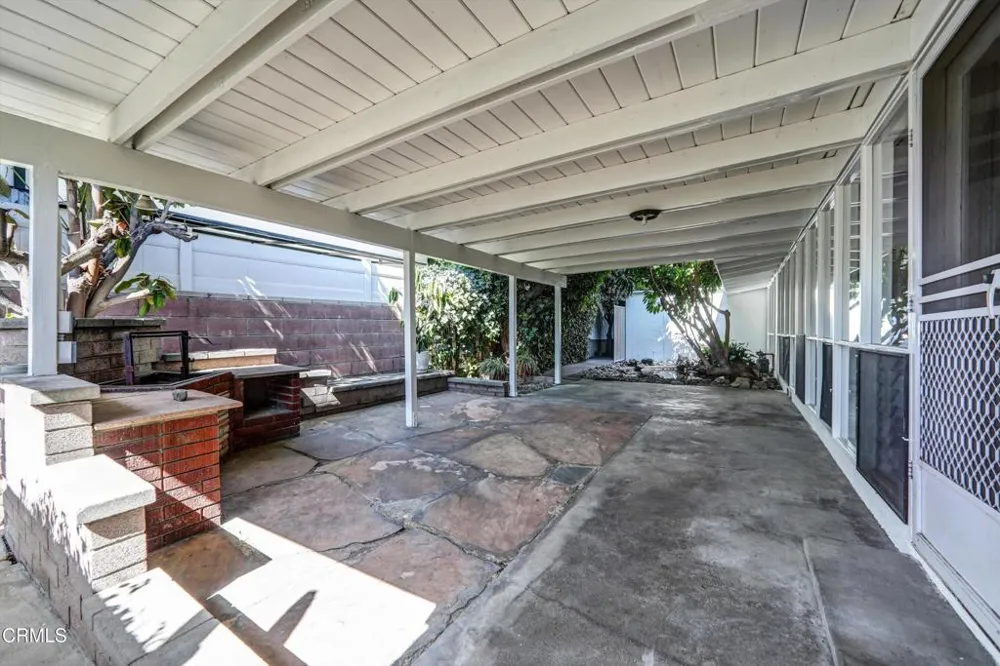 9801 Pali Avenue Tujunga, CA 91042