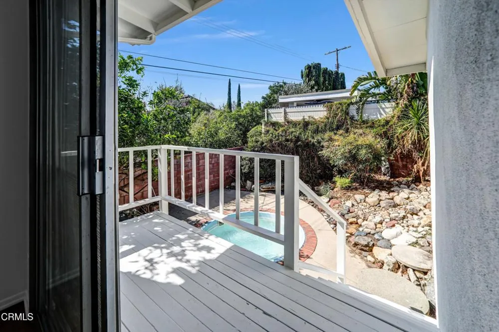 9801 Pali Avenue Tujunga, CA 91042