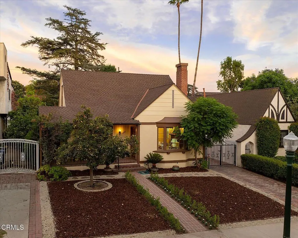 1226 Carmen Drive Glendale, CA 91207