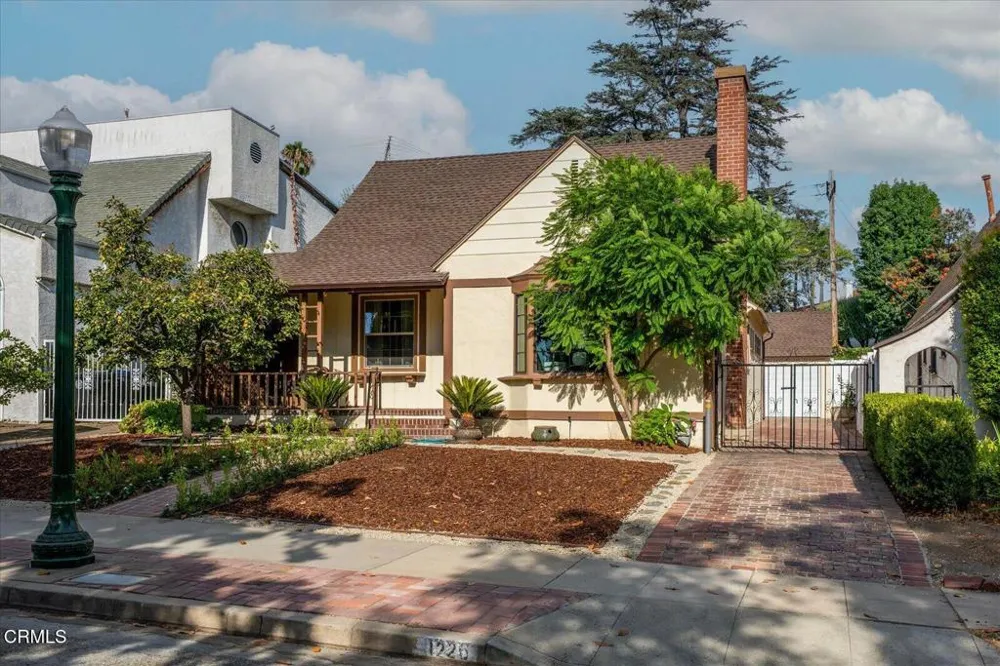 1226 Carmen Drive Glendale, CA 91207