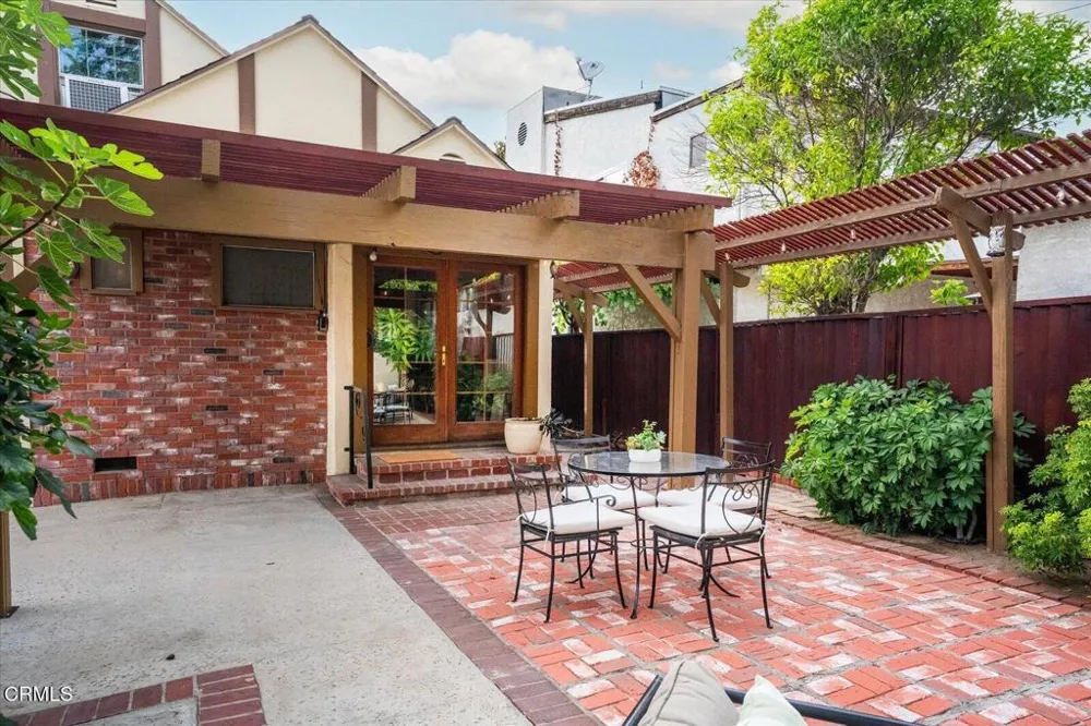1226 Carmen Drive Glendale, CA 91207