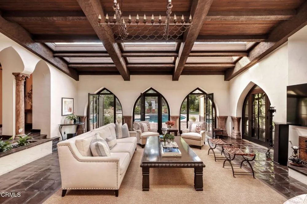 1905 Lombardy Road San Marino, CA 91108