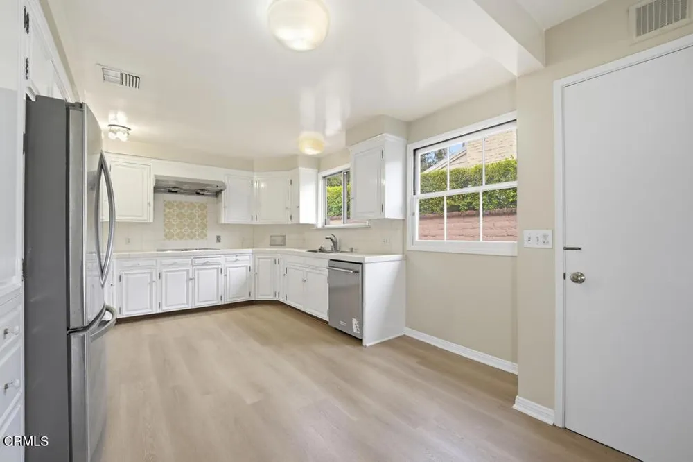 568 Los Arboles Lane San Marino, CA 91108