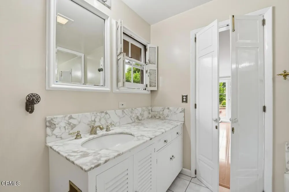568 Los Arboles Lane San Marino, CA 91108