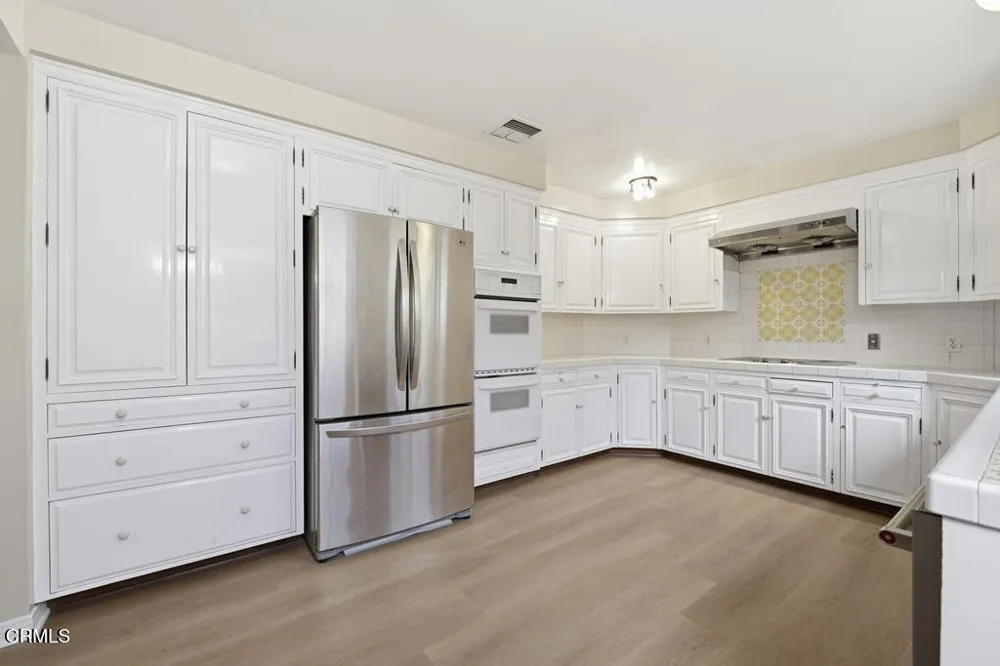 568 Los Arboles Lane San Marino, CA 91108