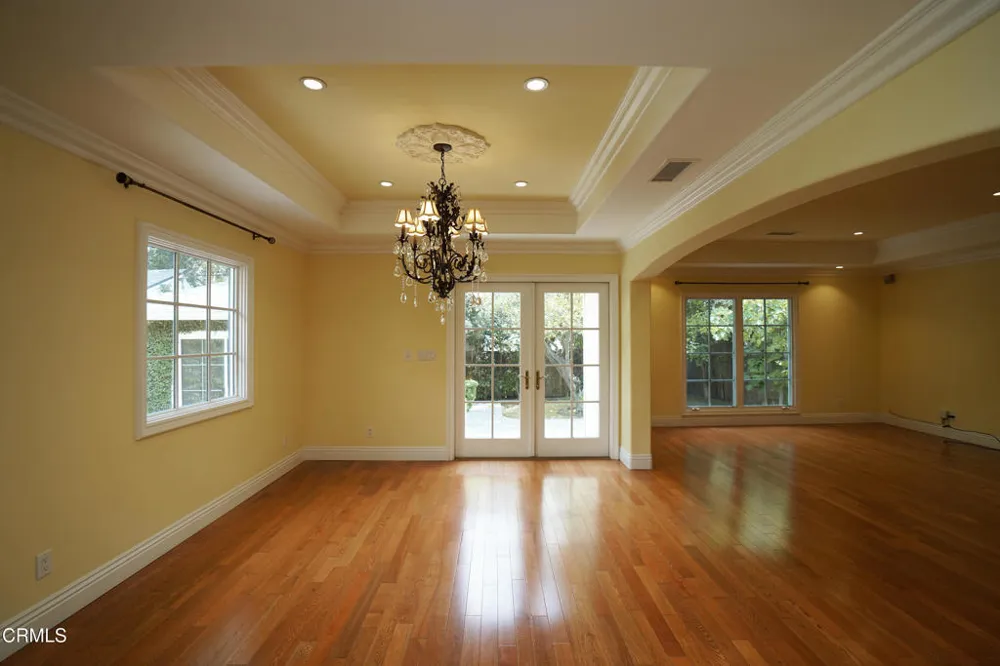 2340 Brigden Road Pasadena, CA 91104