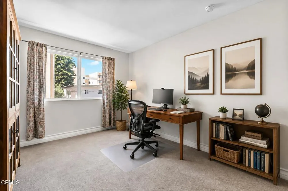 1353 Fuller Avenue #204 Los Angeles, CA 90046