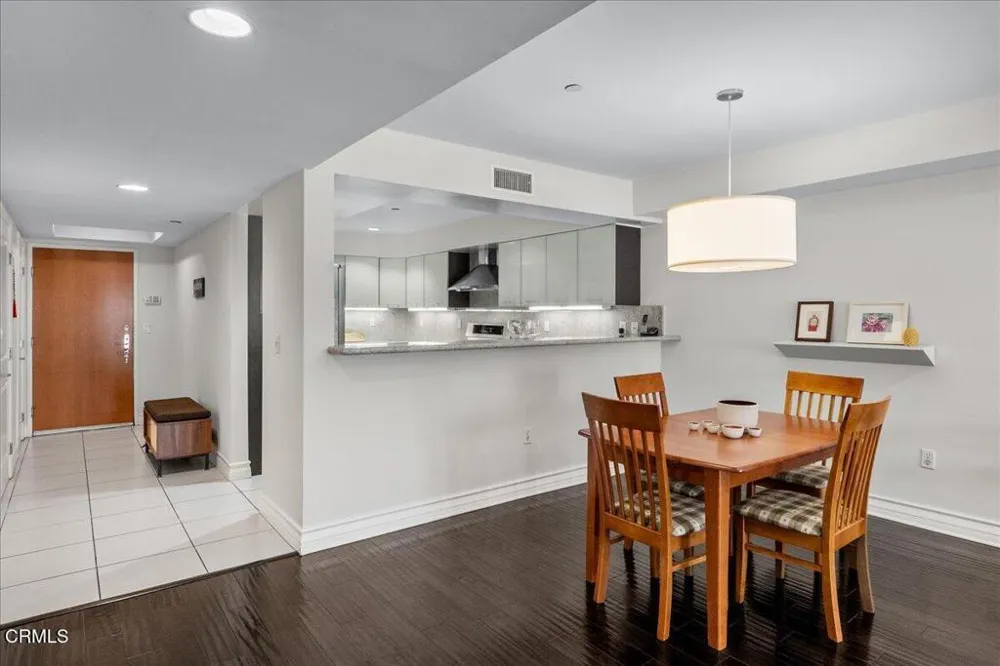 1353 Fuller Avenue #204 Los Angeles, CA 90046