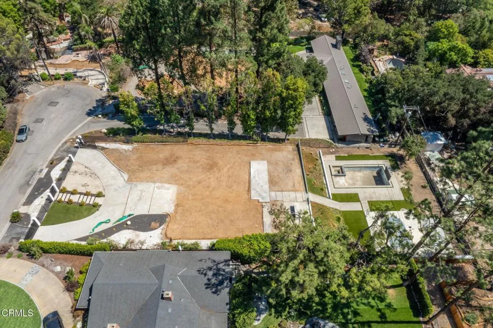 1400 E Palm Street Altadena, CA 91001