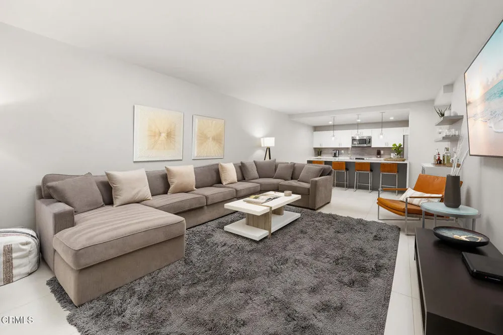 343 Pioneer Drive #101 Glendale, CA 91203