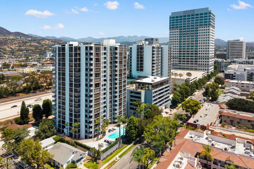 343 Pioneer Drive #101 Glendale, CA 91203