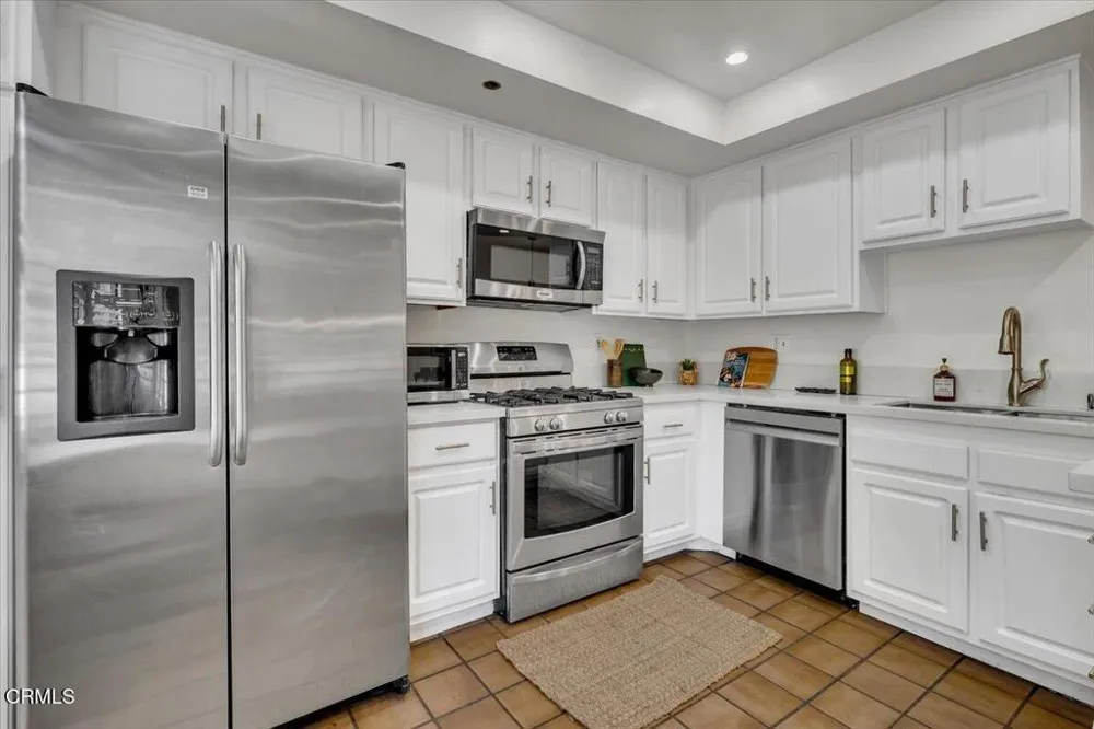 1310 E Orange Grove Boulevard #127 Pasadena, CA 91104