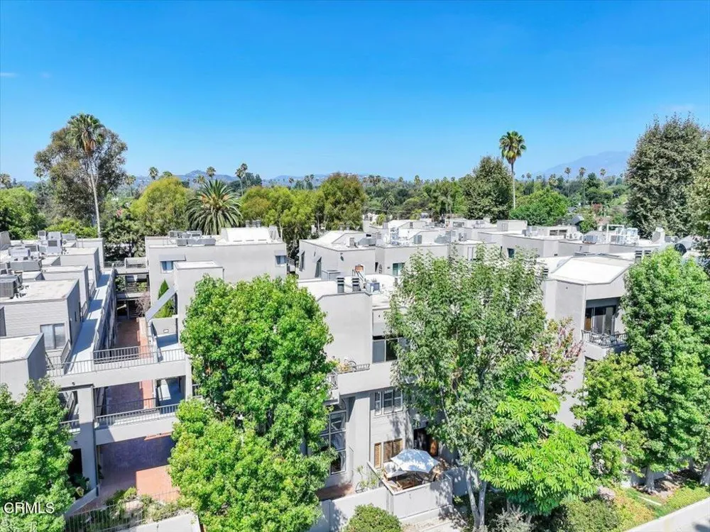 1310 E Orange Grove Boulevard #127 Pasadena, CA 91104