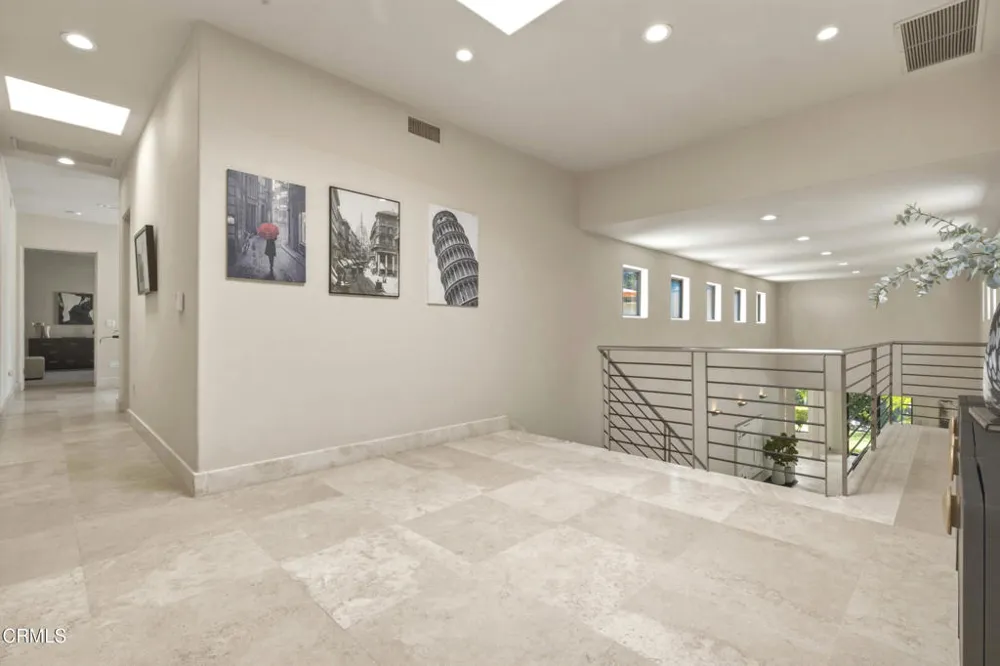 2190 Kinneloa Canyon Road Pasadena, CA 91107