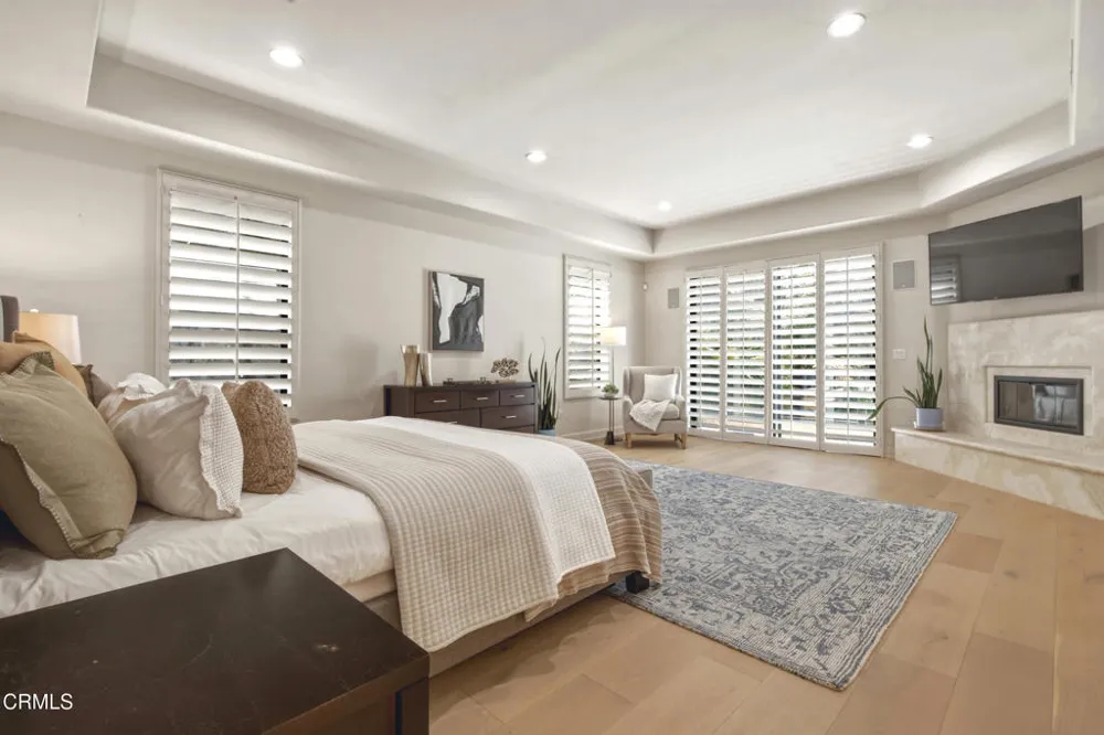 2190 Kinneloa Canyon Road Pasadena, CA 91107