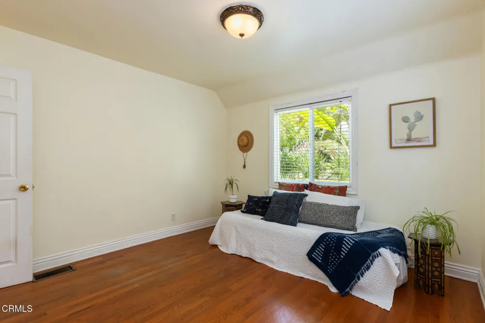 474 Colman Street Altadena, CA 91001